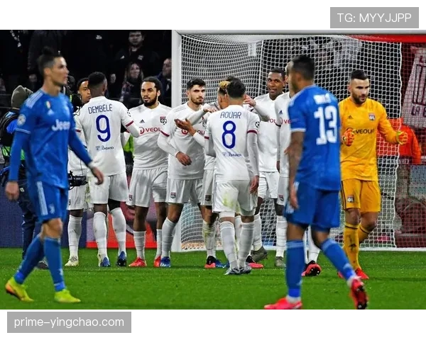 尤文米兰上半场互交白卷戴维错失良机双方均未能改写比分